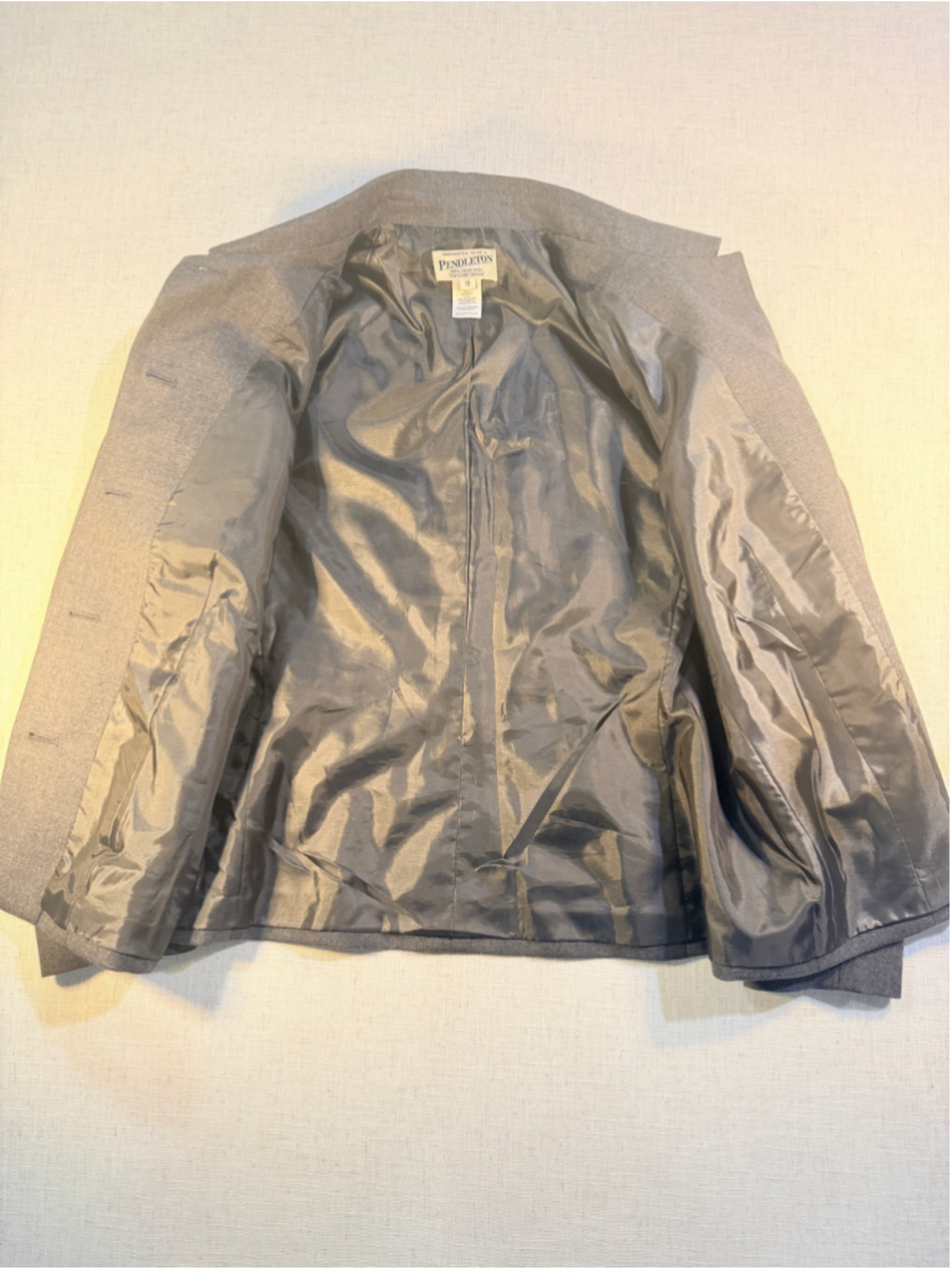 Pendleton Women’s Size 10 100% Wool Embroidered Blazer Gray Size 10 - Medium - Picture 8 of 14